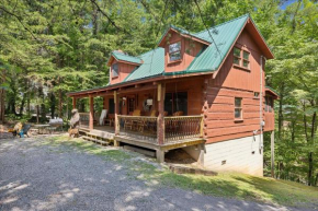 A Charming Cabin, Pool, Firepit, Hot Tub-jacuzzi
